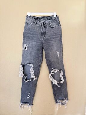Bershka Gray Distressed Women’s Ripped Jeans